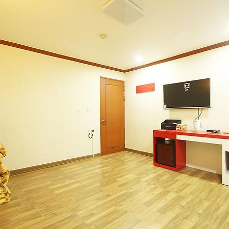 Picasso Motel Haeundae Busan Buitenkant foto