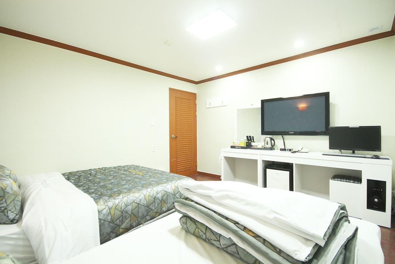 Picasso Motel Haeundae Busan Buitenkant foto